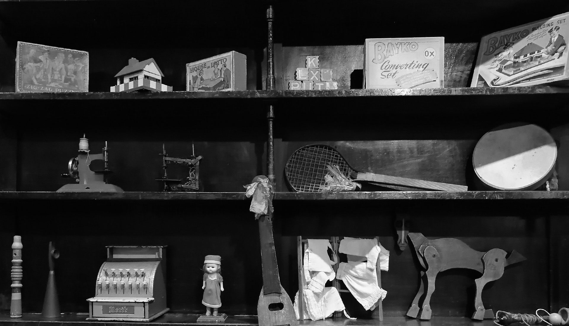 Display of toys and games 1890-1960